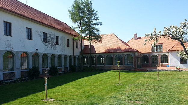 Kaštieľ Svätý Jur