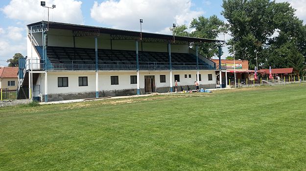 Futbalový štadión Chynorany